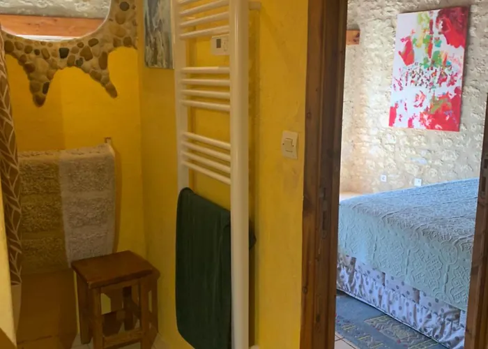 Sainte Croix 펜션 *